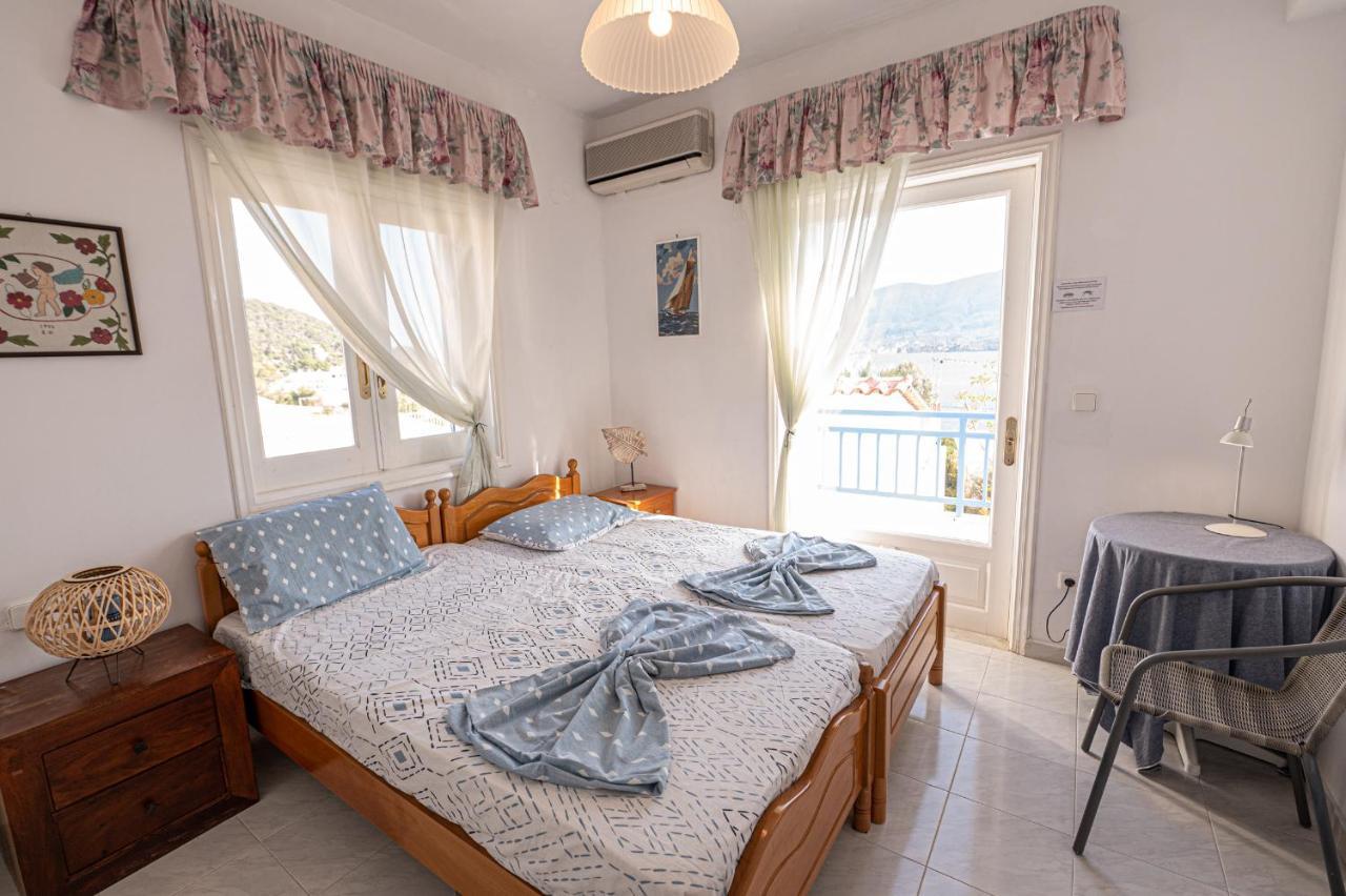 Rigos House At Askeli Beach, Poros Island Villa Poros Town Exterior photo